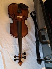Forenza Prima 2 F2151E Violin, 1/2 Size lightweight hard case, great condition