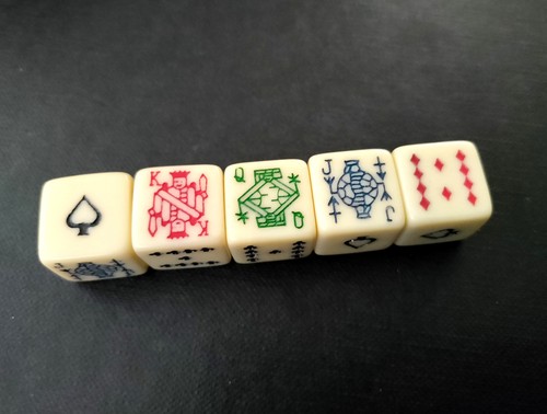 Complete set five poker - five,