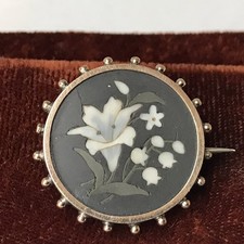 Stunning Vintage Floral Trio