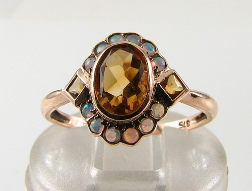 Dainty 9ct rose - 9ct, gold