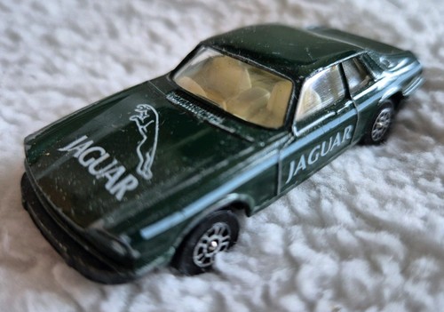 Corgi diecast metal jaguar - diecast,