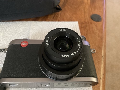 Leica digital camera 2mp - digital, 12.2mp