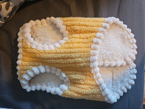 Kitten clothes size - s,