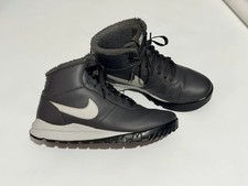 Nike Trainers Men Size UK 8