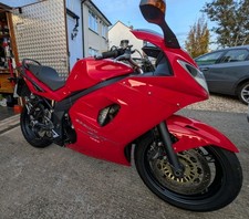 Triumph Sprint ST 1050 2007, sport tourer