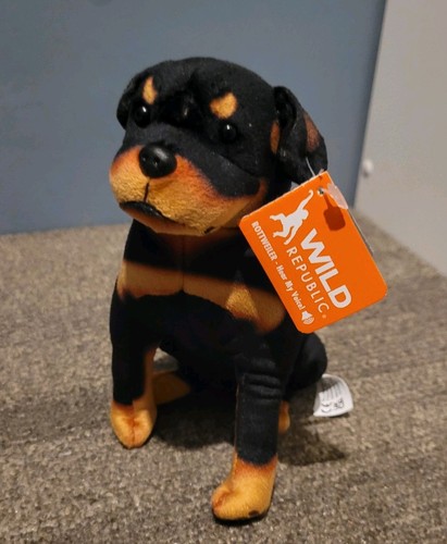 Wild republic rottweiler dog - republic,