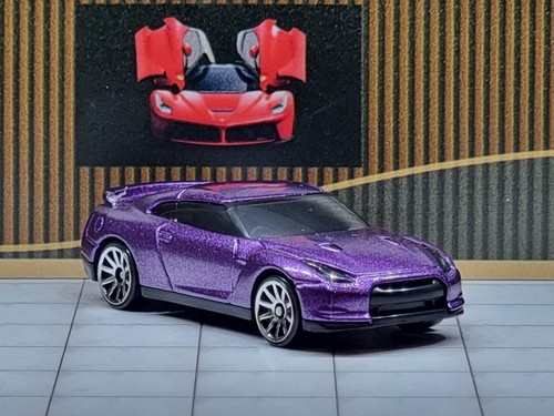 Hot wheels nissan - hot,