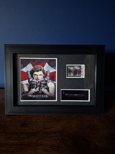 Resident evil signed - evil,