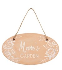 Mum’s Garden Terracotta Wall