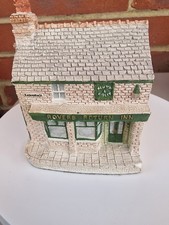 Newton and Ridley Pretend Brewery Rovers Return