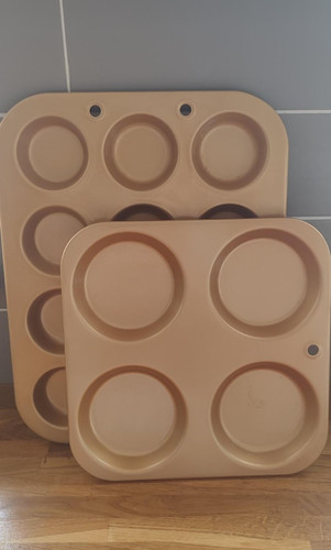 Vintage prestige gold - gold, hole