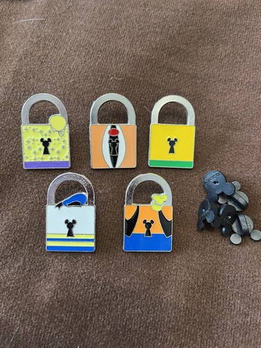Disney pins limited edition - pins,