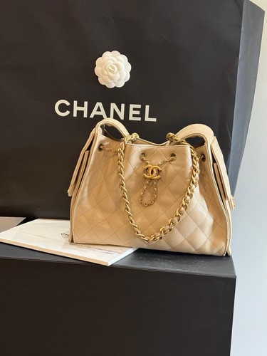 Chanel small - 25,