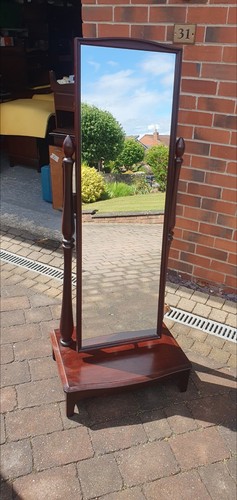 Stag minstrel cheval - stag, mirror