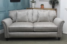 PARKER KNOLL DEVONSHIRE L2 SEATER SOFA IN SILVER STRIPE FABRIC. RRP £1897.