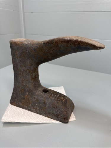 Antique cobblers anvil cast - cobblers,