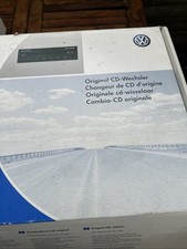 Volkswagen 6 Disc CD Changer Model 3B7 035 110 In-Car Entertainment