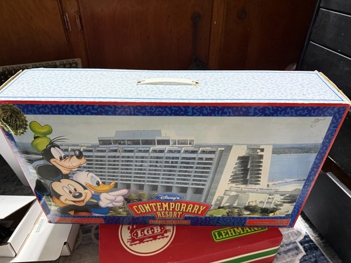 Disney monorail contemporary - disney,