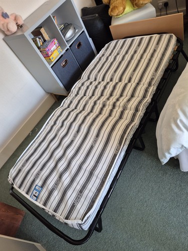 Bed single folding - single,