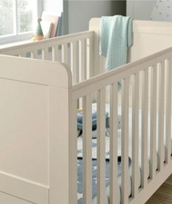 Mamas and Papas Hampden Cotbed - Cashmere - Brand New, opened (Minor Blemishes)