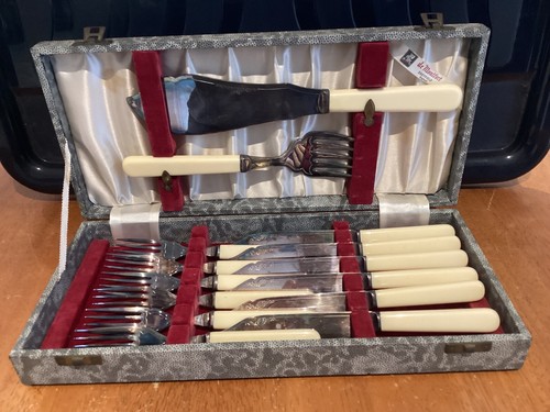 Vintage montfort fourteen - vintage,
