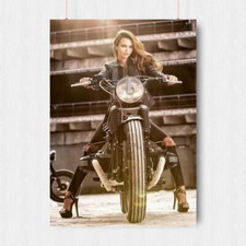 SUPER HOT SEXY GIRL ON