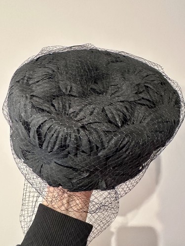 Vintage gently used black - used,
