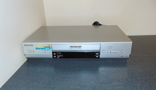 Panasonic hv61eb vhs - panasonic, vcr