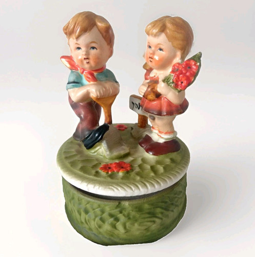 Vintage sankyo music box - music,