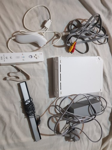 Nintendo wii console - , &