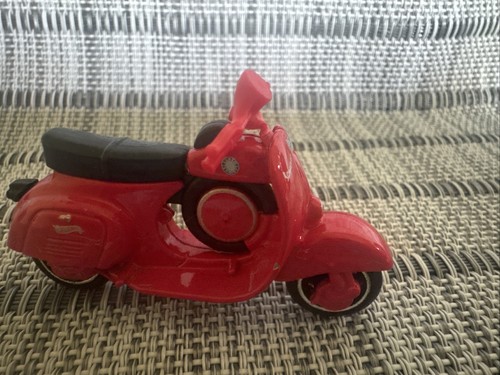 Hot wheels vespa 90 - hot,