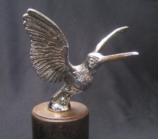 VINTAGE 1930s HUMMINGBIRD CAR