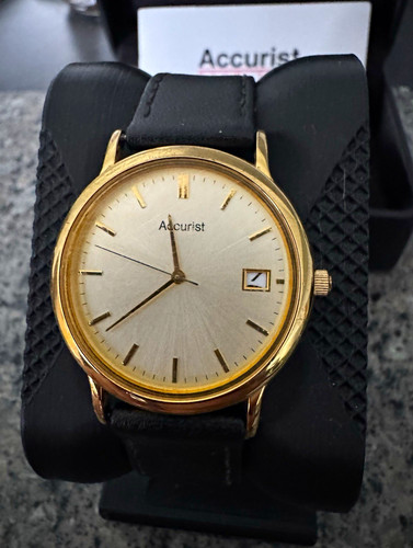 Accurist quartz gold tone case - quartz,