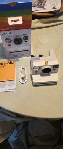 Polaroid now type - i‑type, instant