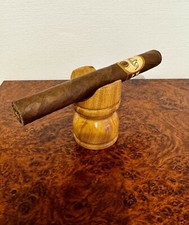 Cigar stand Rest Holder for