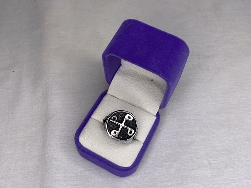Phantom ring the - phantom, real