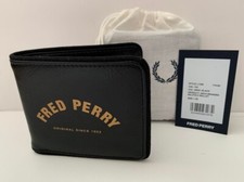 FRED PERRY ARCH BRANDED