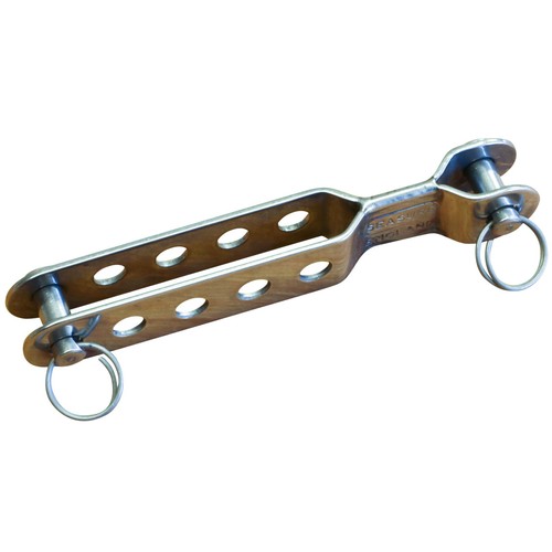 Dinghy shroud adjuster - dinghy,