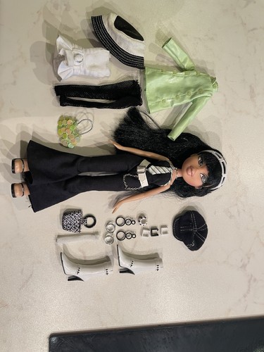 Bratz jade doll flashback - doll,