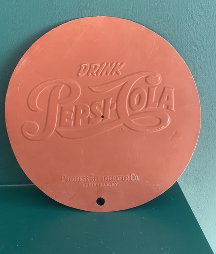 Genuine vintage 40s - genuine, cola