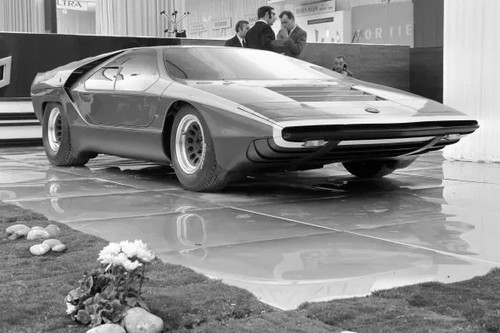 The bertone design - alfa, romeo