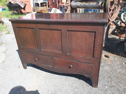 Small oak coffer - small,