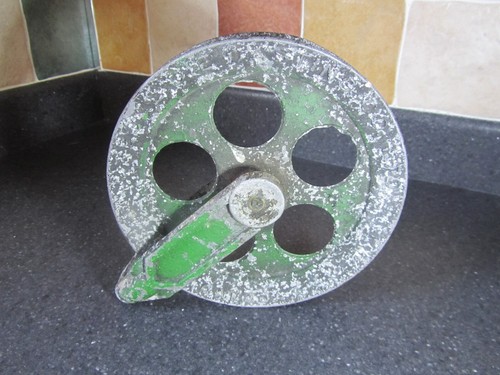 Vintage cast metal pulley - metal,