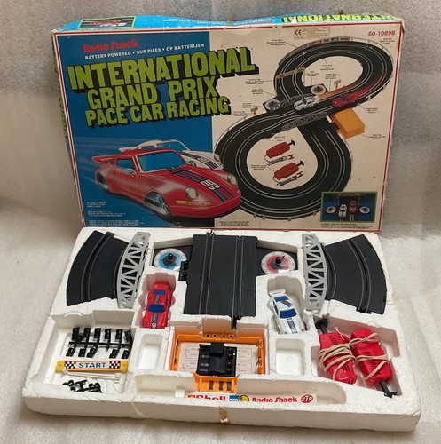 Radio shack international - ,