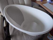 Shnuggle baby bath