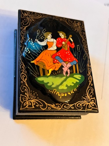 Vintage russian lacquer - lacquer, box