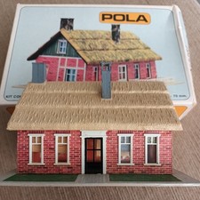POLA 536 Thatched Village House plastic kit, ready built OO/HO train layout