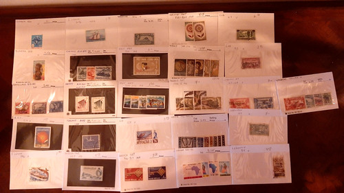 Worldwide assortment stamps - of,