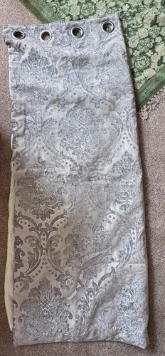 Lined jacquard style