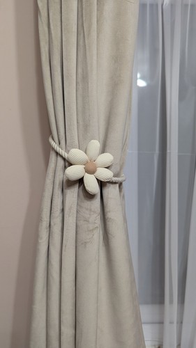 Daisy flower curtain tie backs